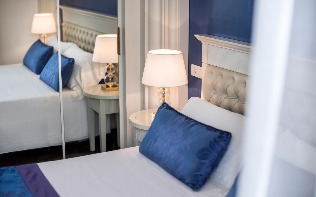 Hotel Tiffany'S Riccione Dış mekan fotoğraf