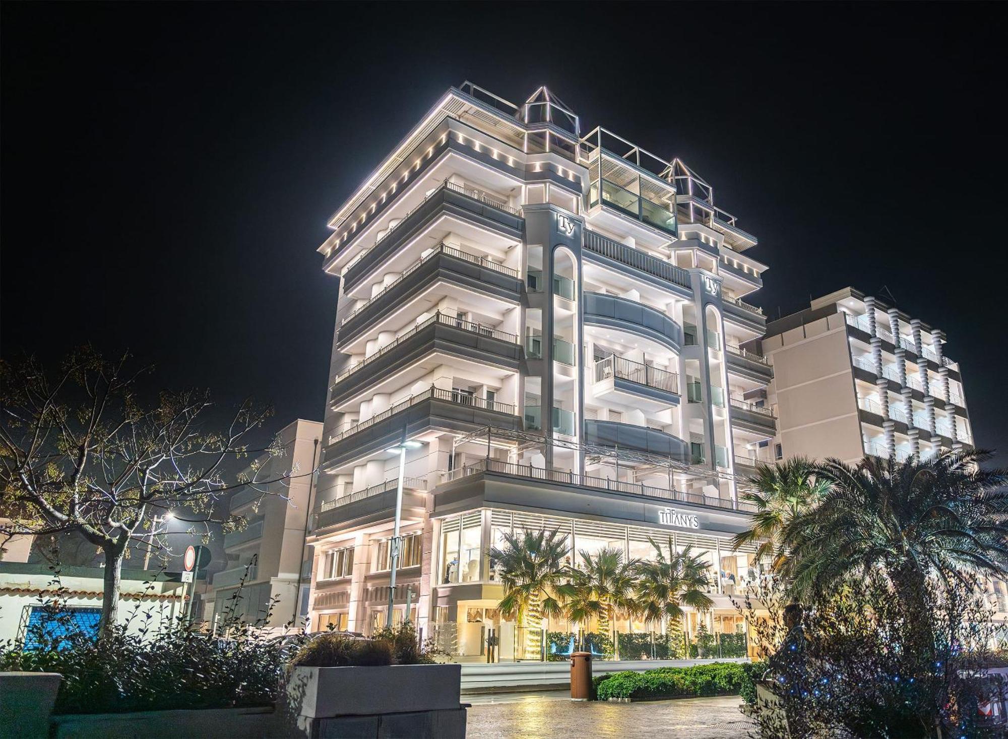 Hotel Tiffany'S Riccione Dış mekan fotoğraf